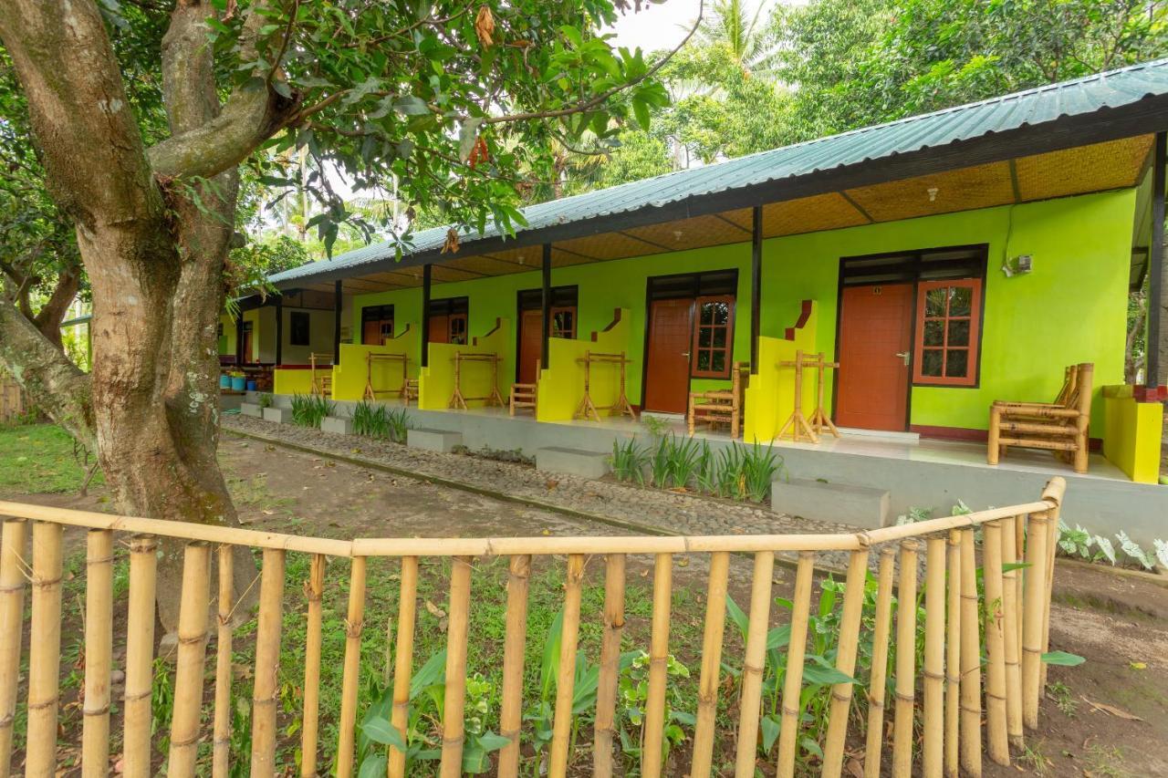 Spot On 1879 Lendang Homestay Mangsit Exterior photo